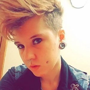 Meet your Posher, Hailee